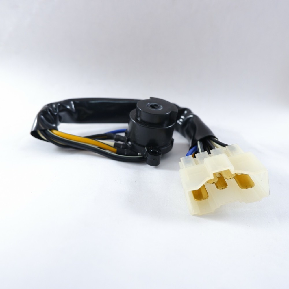 SUZUKI SIDEKICK TRACKER VITARA IGNITION SWITCH Brand New