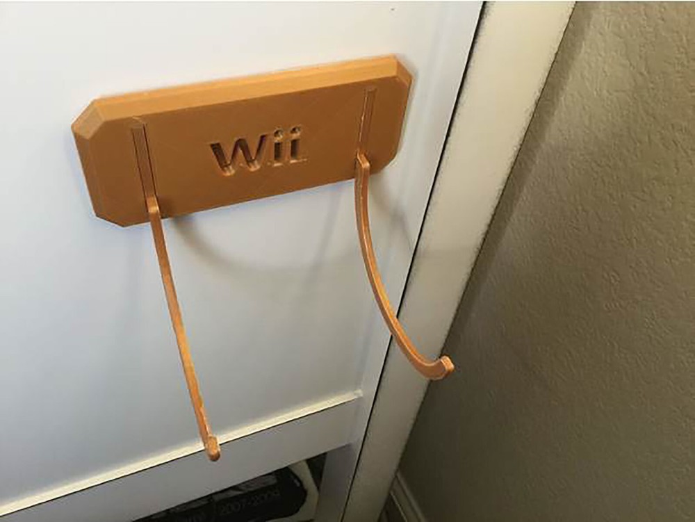 Nintendo Wii Classic Controller Pro Wall Mount Joypad Hanger Mountable with Logo