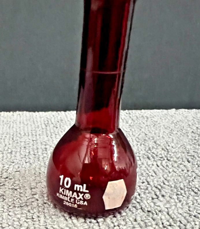 Kimble Kimax 28016 10 mL Red Class A Volumetric Flask