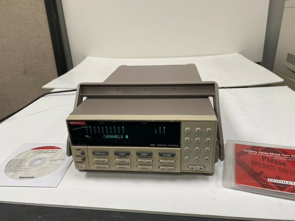 Keithley 7001 Switch System with (2) 7015-S Muliplexers