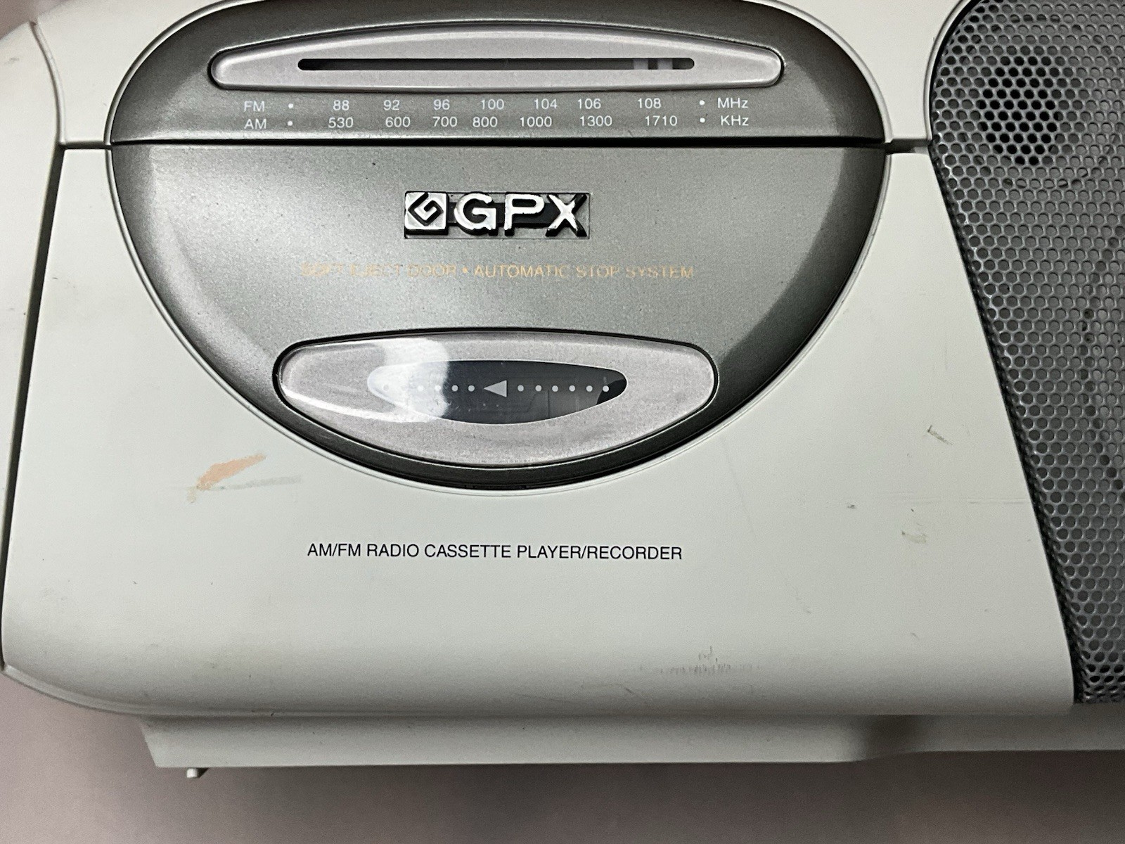 GPX AM/FM Radio Cassette Player Recorder Boombox AC/Battery Tested Worksn