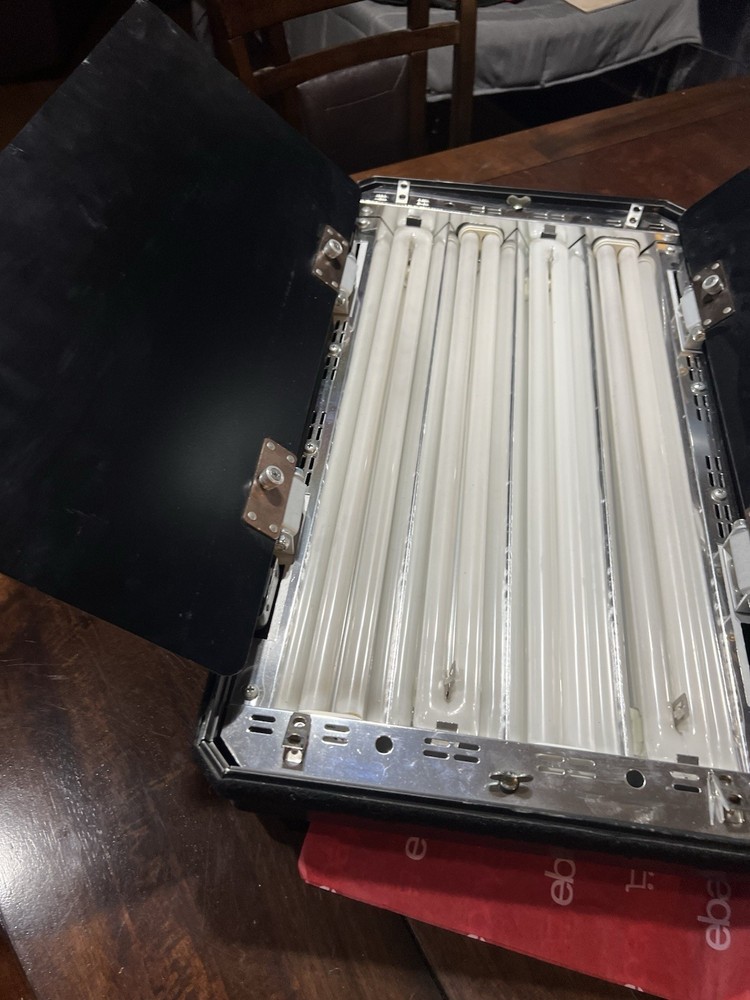 Lowel Caselite 4 5400K One Light Kit with Additional Accessories