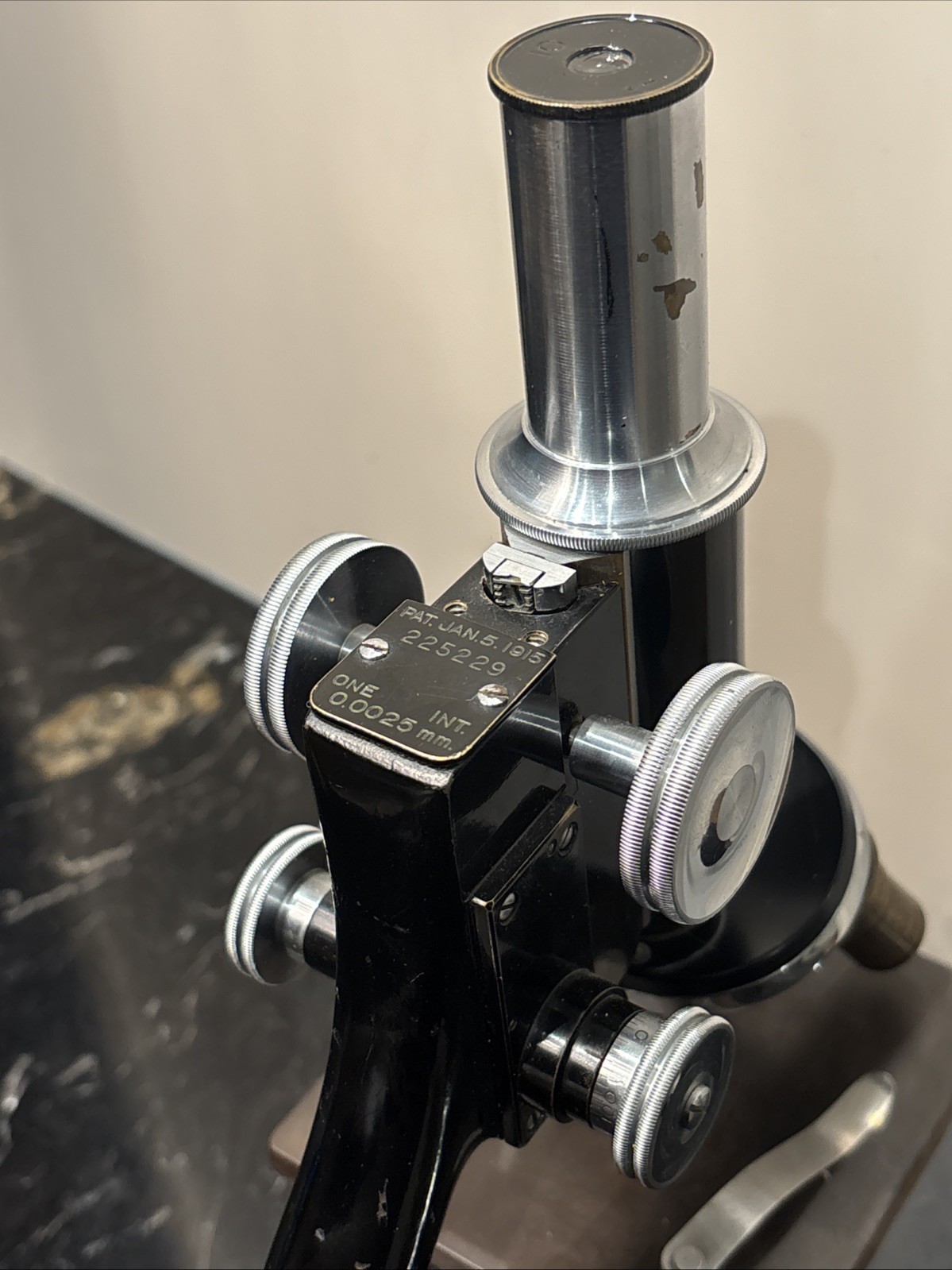 Bausch&Lomb Pat Jan 5,1915 August Waeldin Optical Microscope W/Wooden Case & Key