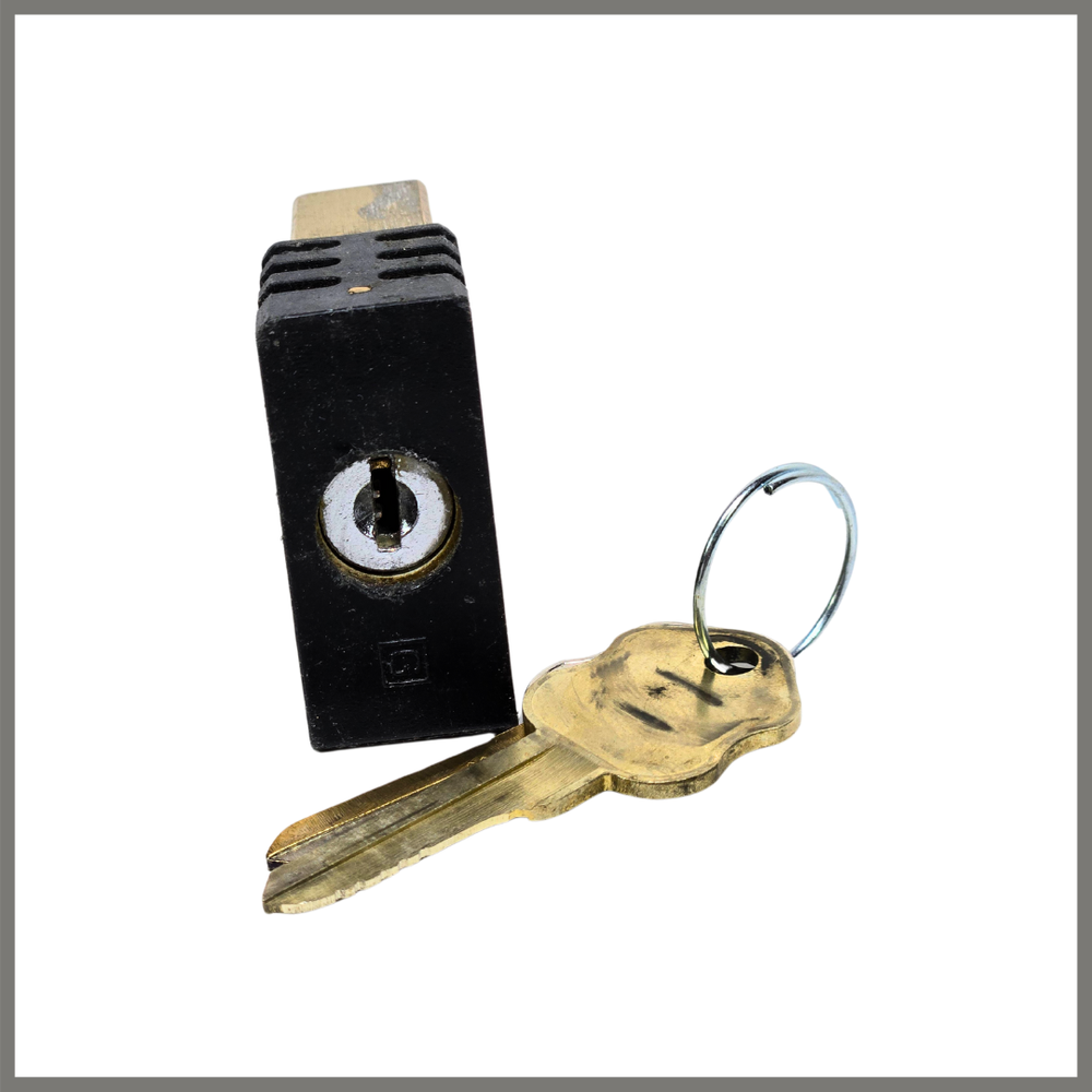 Tow Smart Premium Coupler Lock with 2 Keys, Brass, 732