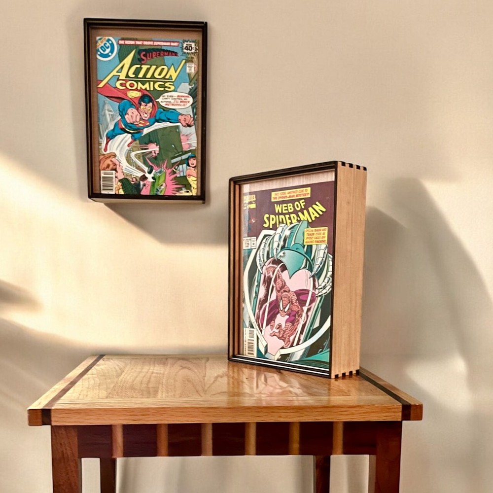Comic Frame Sits On a Desk, Hangs On a Wall!  PLUS it Stores 10-15 Comics!