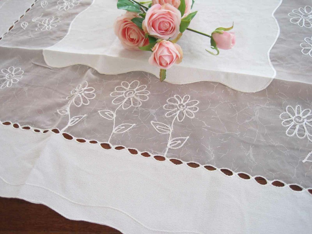 @ Elegant White Flower Thread Embroidery Sheer Patch Cutwork Cream Table Cloth