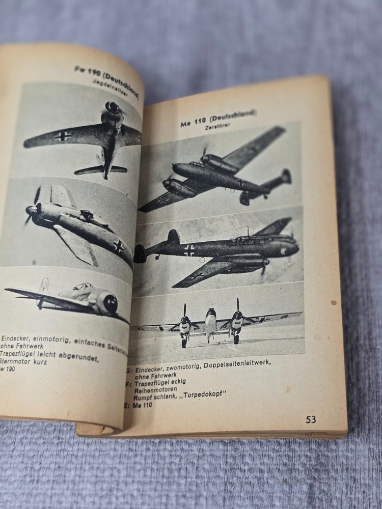 WW2 German Aircraft Identification Manual - Missing Cover 1943