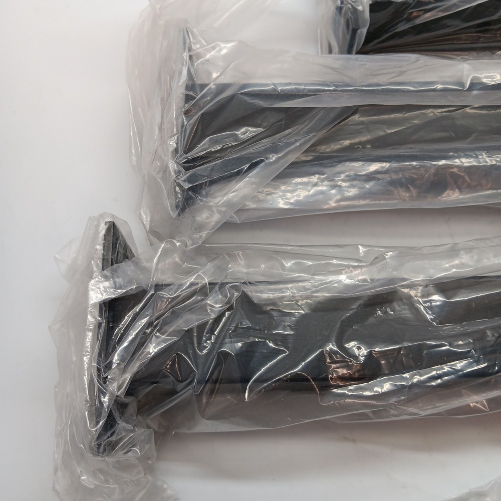 3 Pack Black Stainless Steel Cable Railing Posts with Black SS Cable, 33" Height