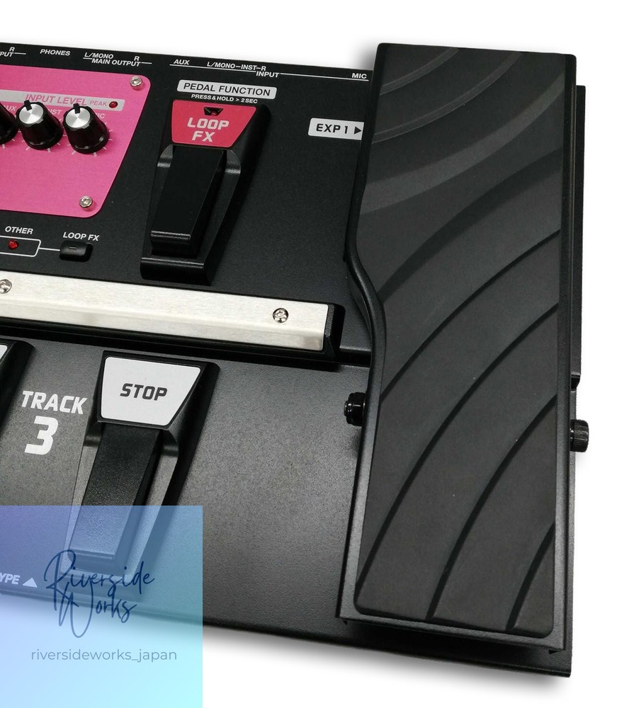 Boss RC-300 Loop Station Effects Pedal for Musicians JP