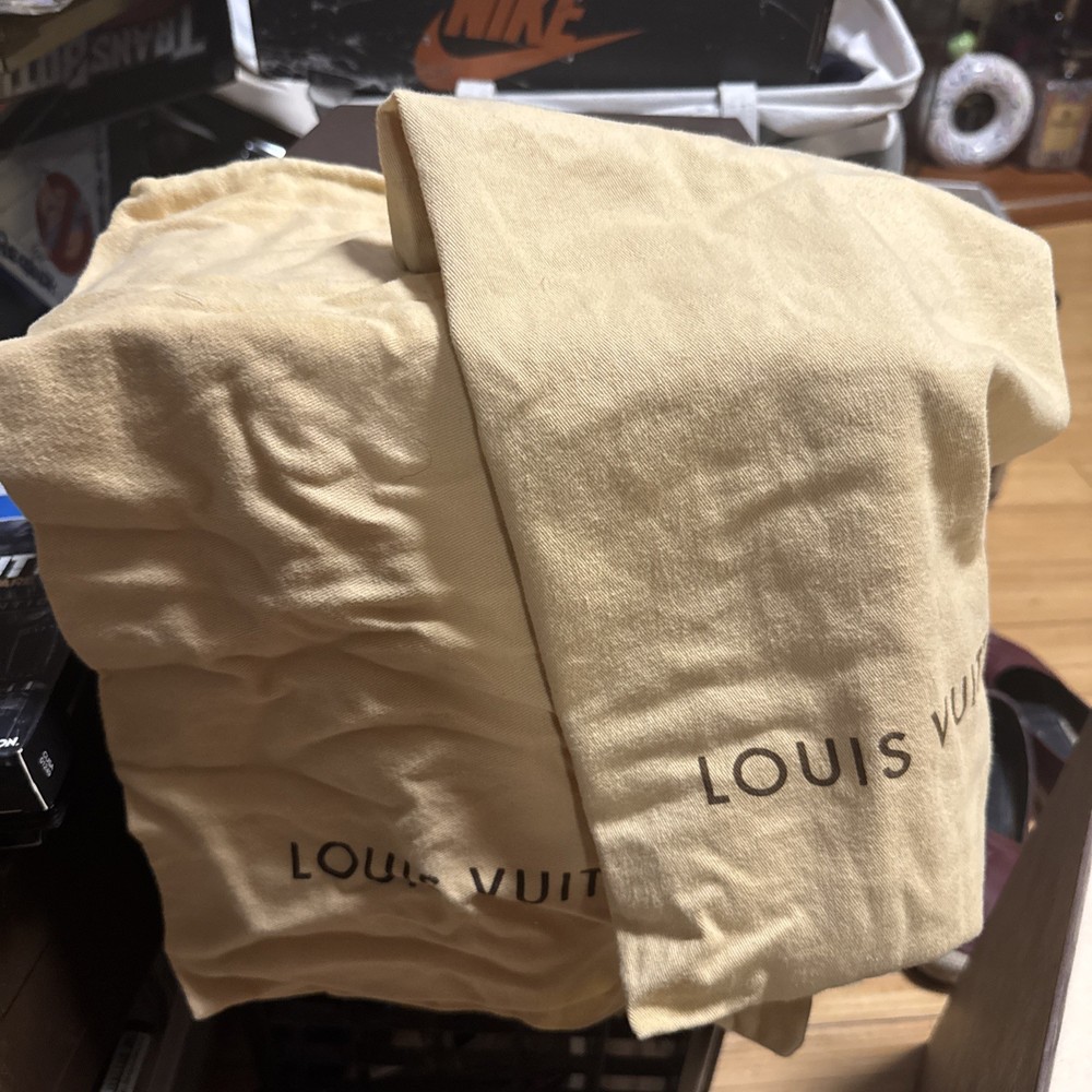Louis Vuitton Shoes Box Empty With Dust Covers