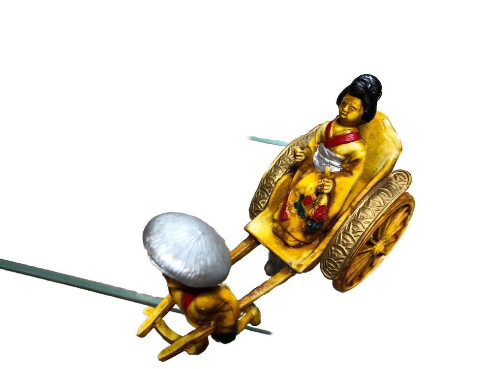 (1) Miniature Oriental Rickshaw Driver & Customer DPT56 & Lemax Compatible