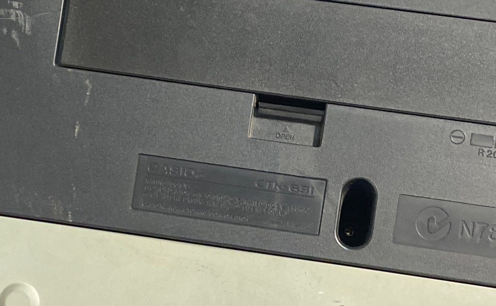 Casio 61 keys Electronic Keyboard