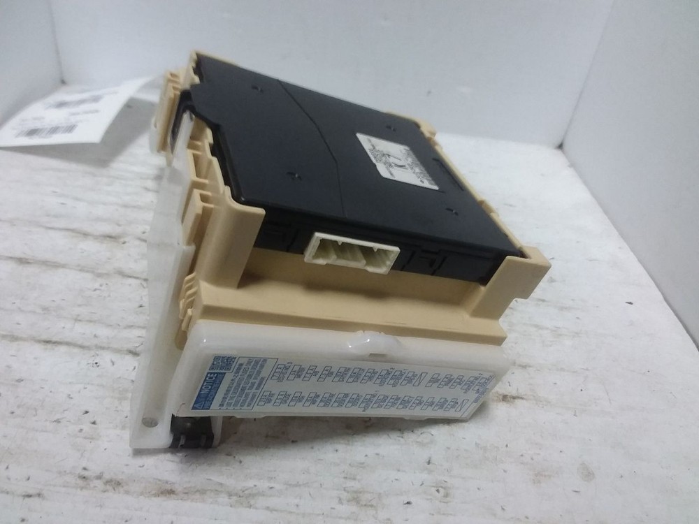 Multiplex Network Body Control Module Left Hand Kick Panel Fits 15 RAV4 1705929