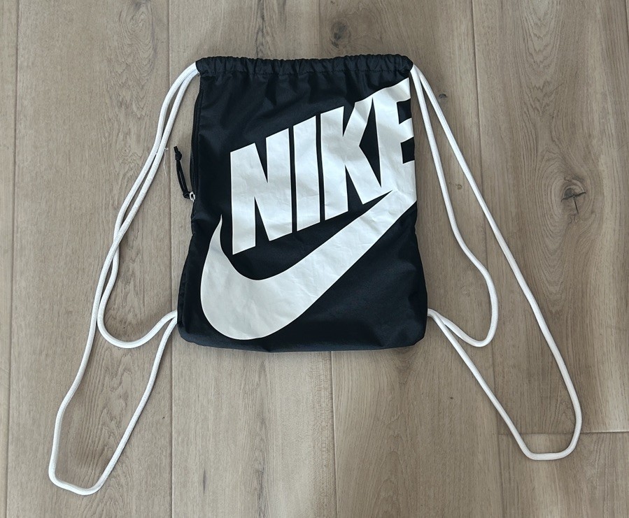 Nike Black Drawstring Bag Athletic Bag With Zip Pocket