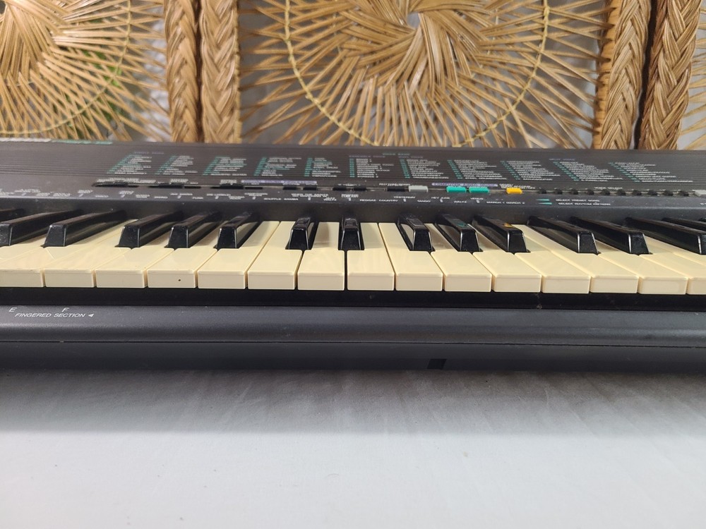 Yamaha PSR-19 Keyboard Synth - Tested Works