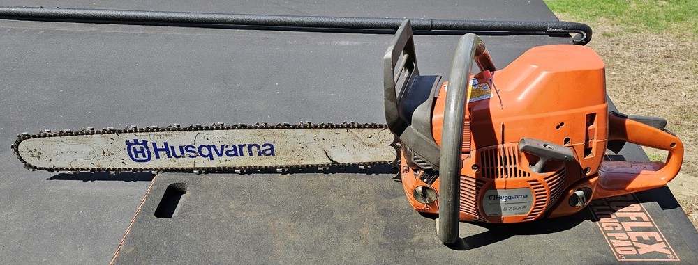 Husqvarna 575XP Chainsaw 28" Bar !NO COMPRESSION!