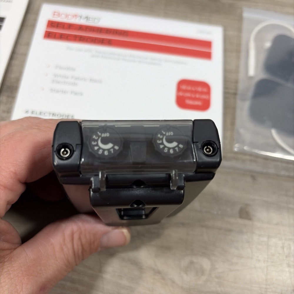BODYMED ANALOG MODEL 250 With Pads