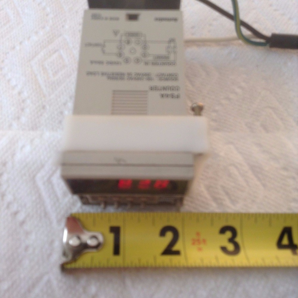 Autonics FS4A Counter