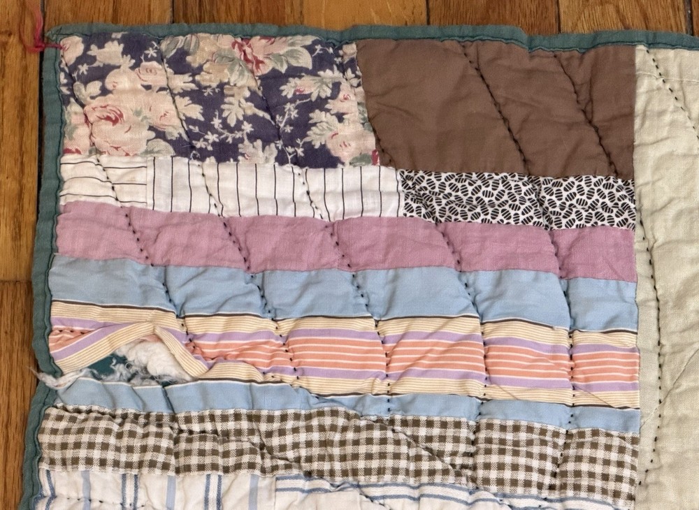 Vintage Hand Finished Patchwork Quilt 68"x82" (Full/Double Size)
