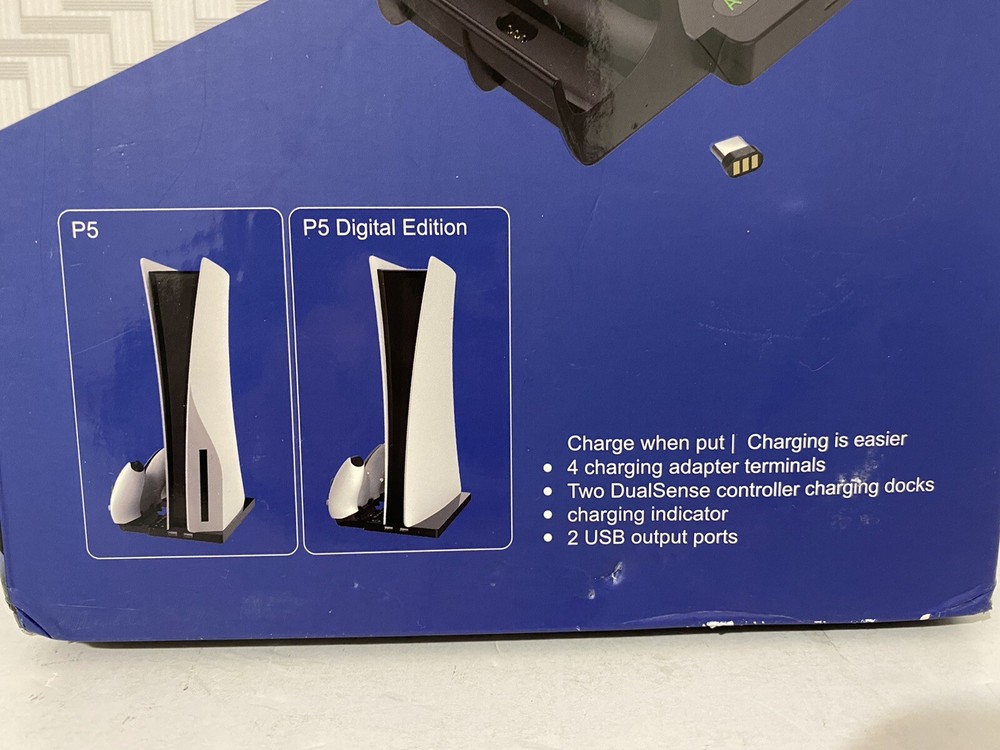 Charger Vertical Stand USB Hub For PS5 - 2 Controller Docks IPlay