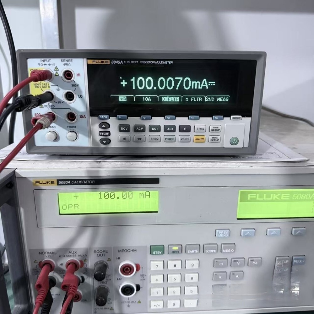 1 pcs Fluke 8845A Digital Multimeter 6.5 Digit Precision Multimeter.