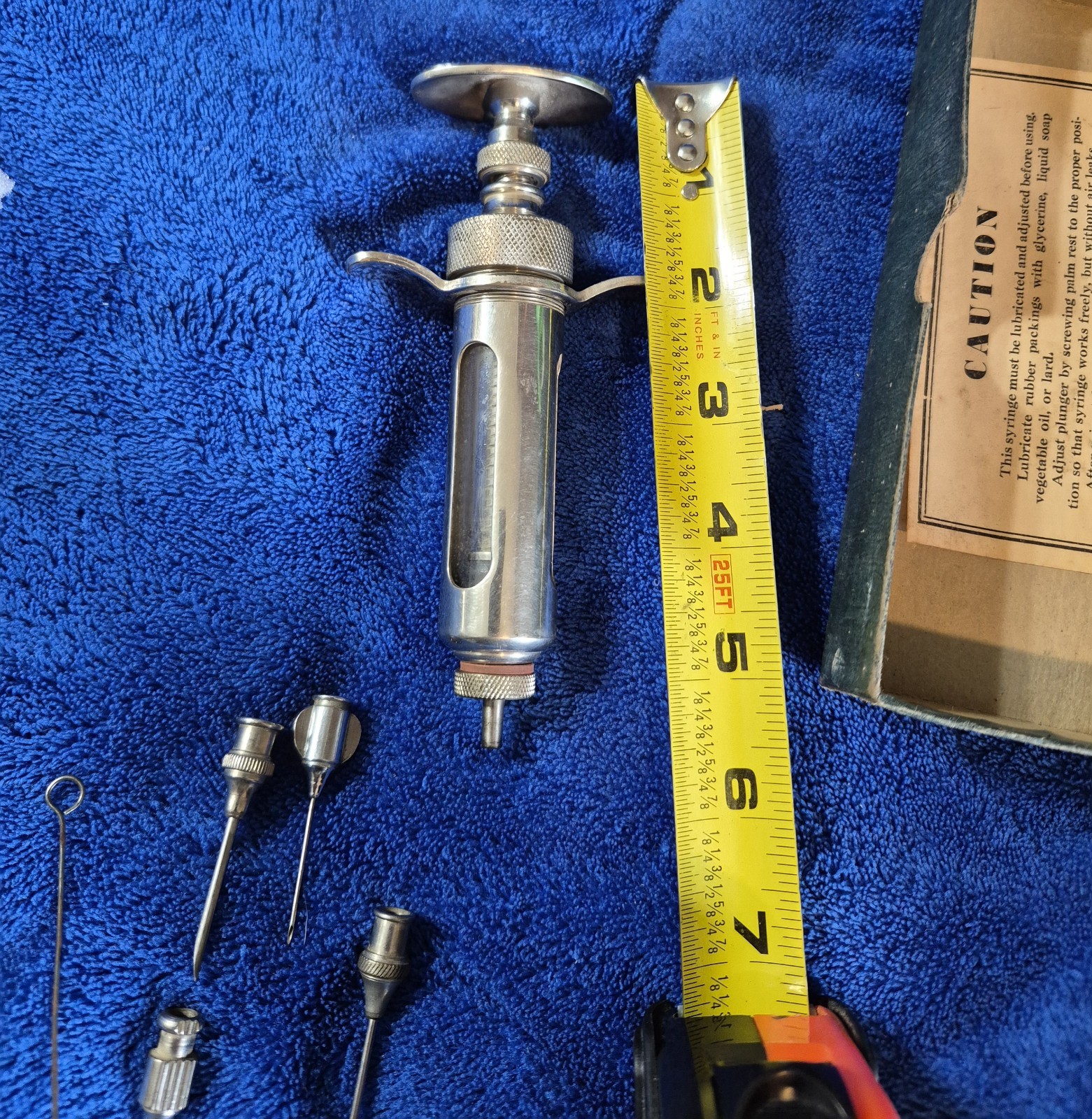 VINTAGE  Veterinarian , DOCTOR METAL SYRINGE