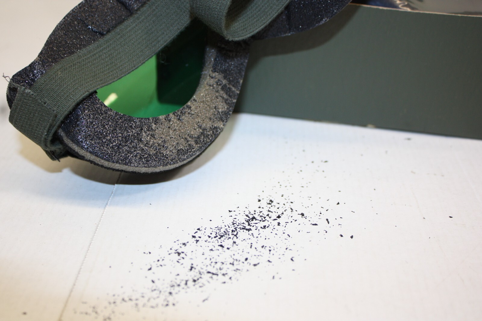 Goggles, Sun, Wind, And Dust. Ballistic/Lazer NOS- defective