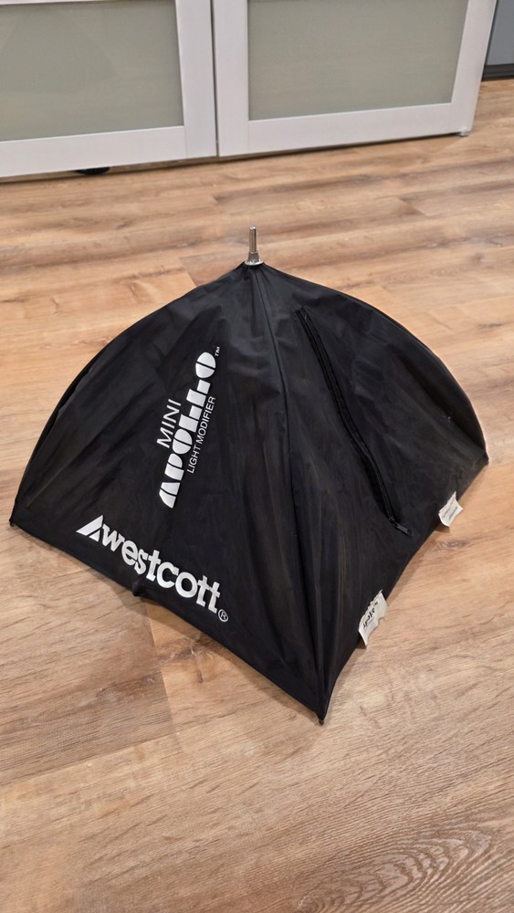 WESTCOTT / APOLLO MINI LIGHT MODIFIER / SOFTBOX - 18" X 18"
