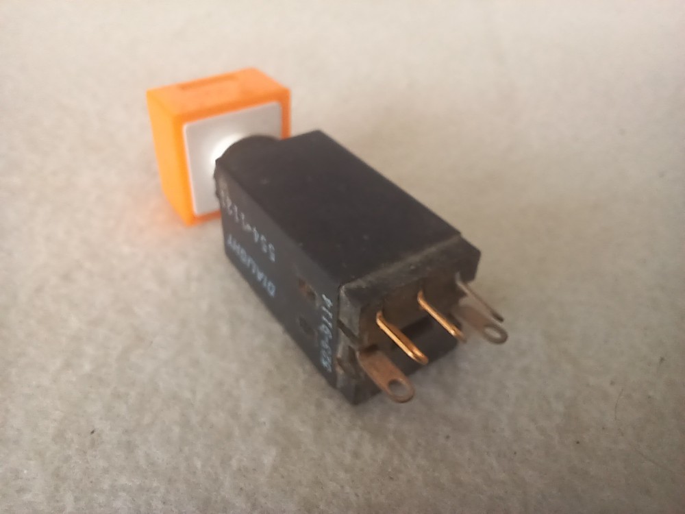 Avionic Master Pushbutton Switch P/N 554-1121