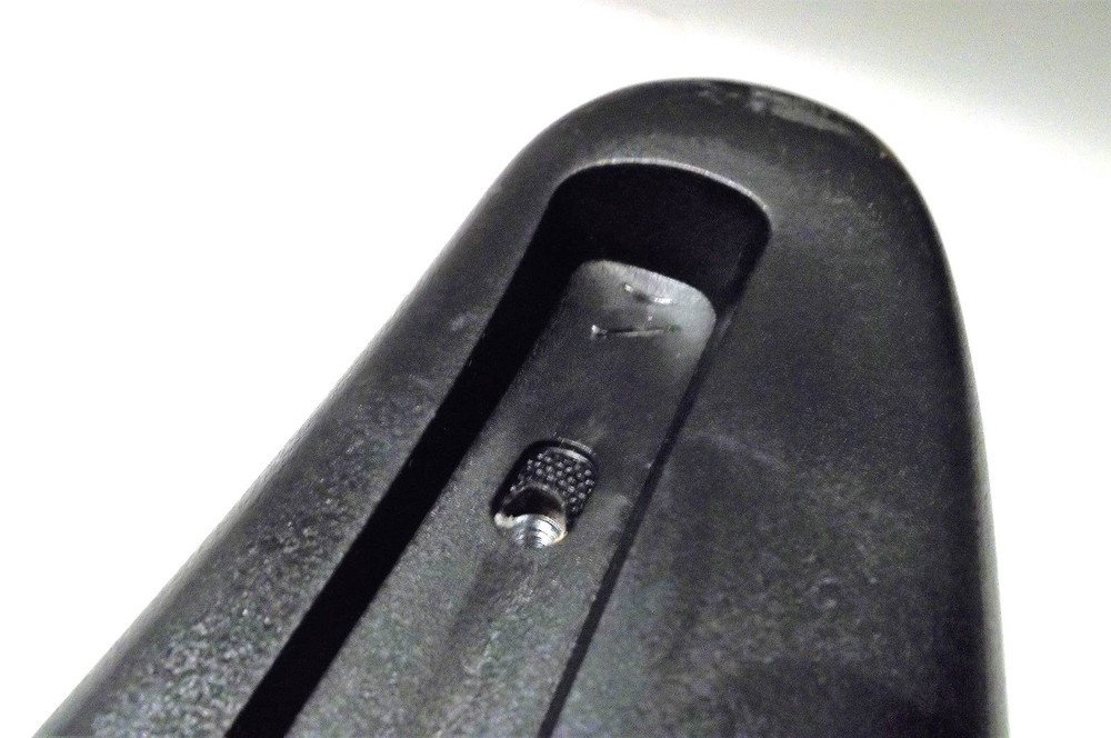 Armrest Pad, Polyurethane, Curved, Black Base, 10" Desk Length, Black