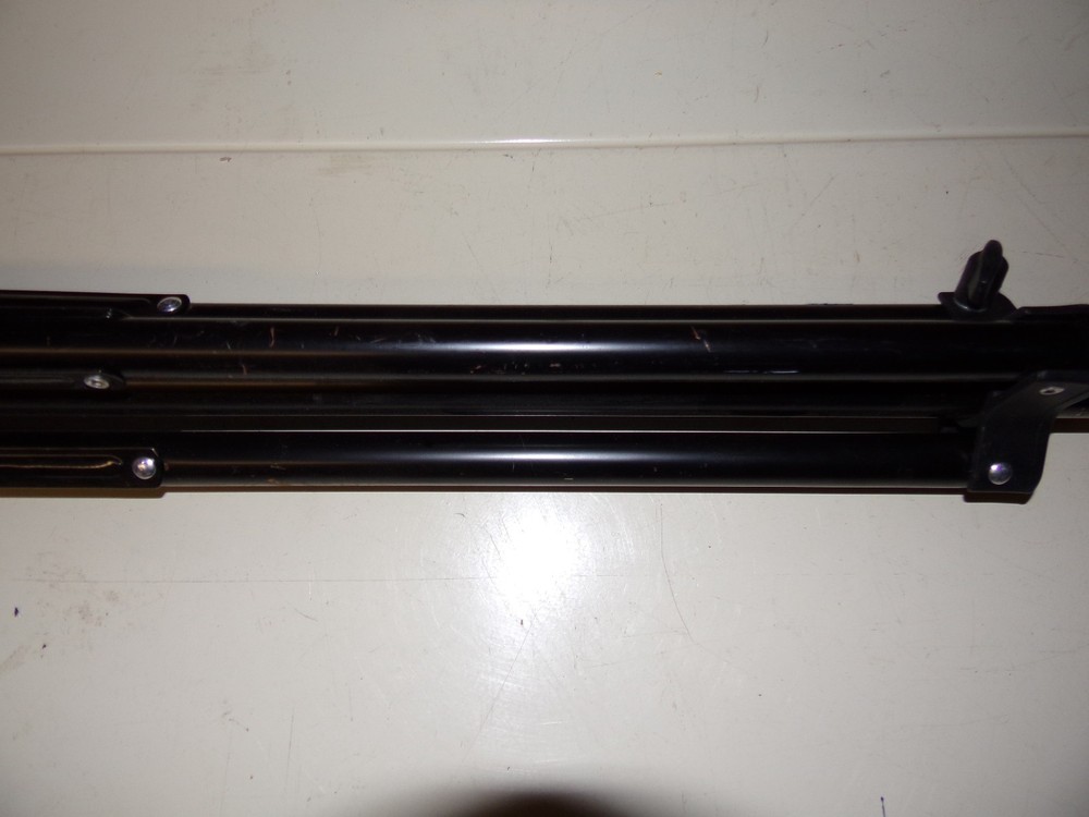 Vintage Neewer Metal Tripod Light Stand, Adjustable/Extendable