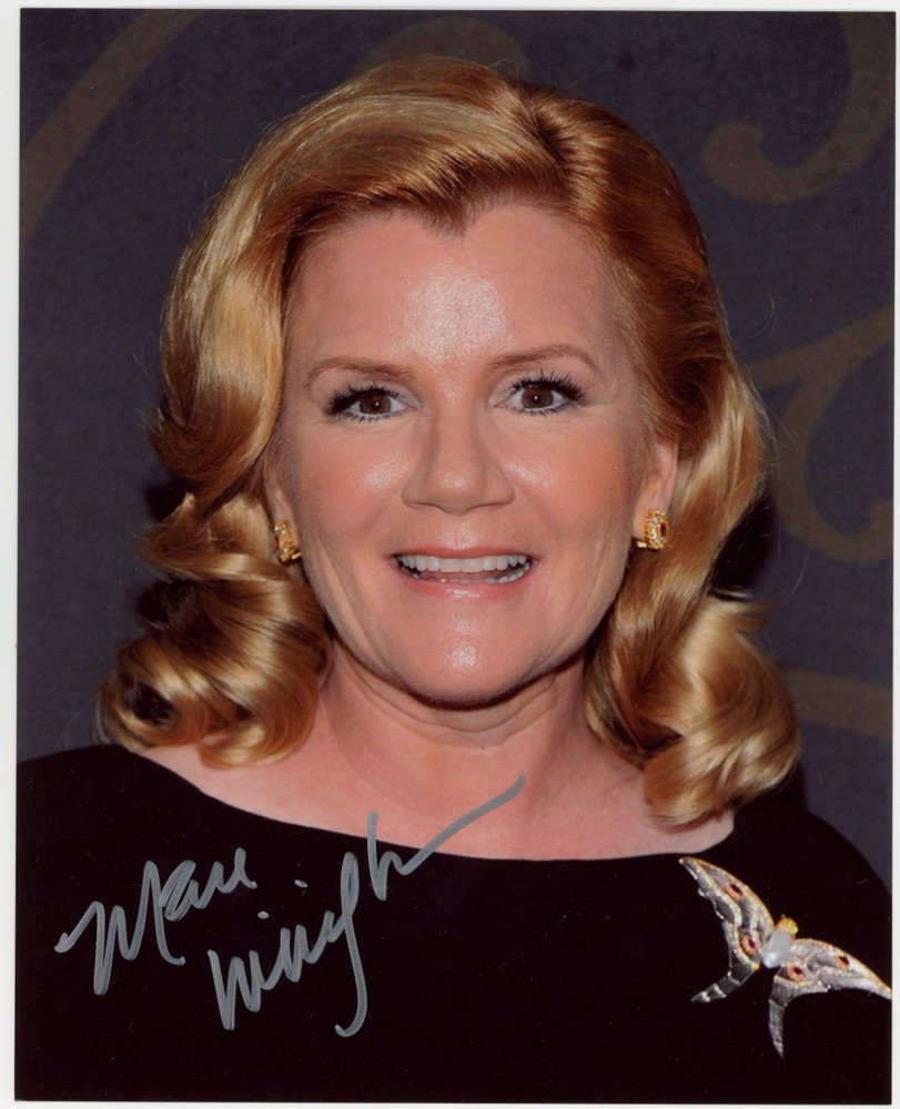 Mare Winingham - Signed Photograph