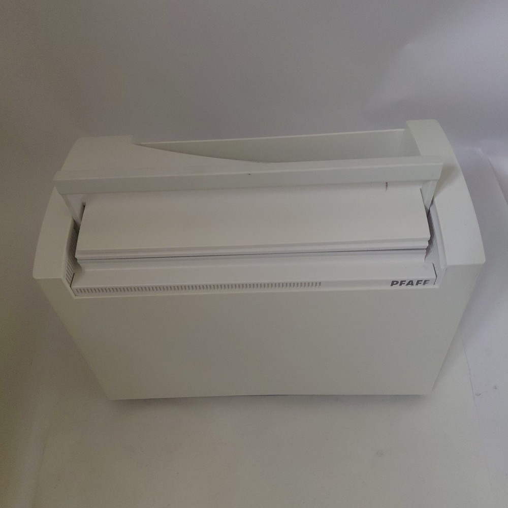Pfaff creative 2124 Sewing Machine Untested