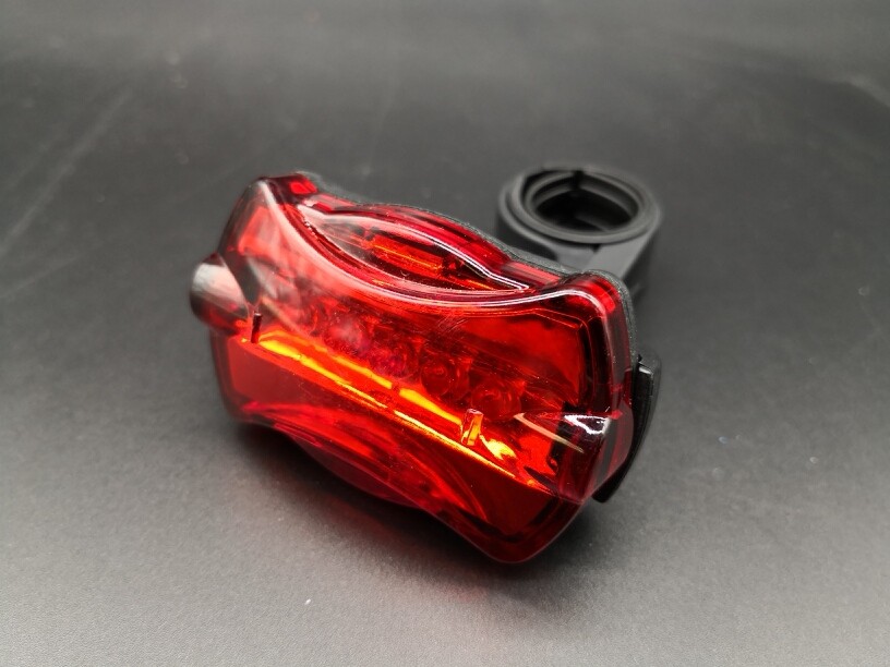 1 pc Bike Safety Blinker Tail Light Battery Multi-Pattern Water Resistant Run US