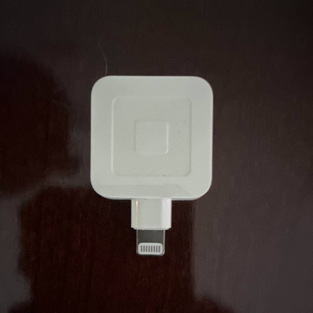 4 Square Credit Card Reader Lightning for iPhone iPad Mobile Devices