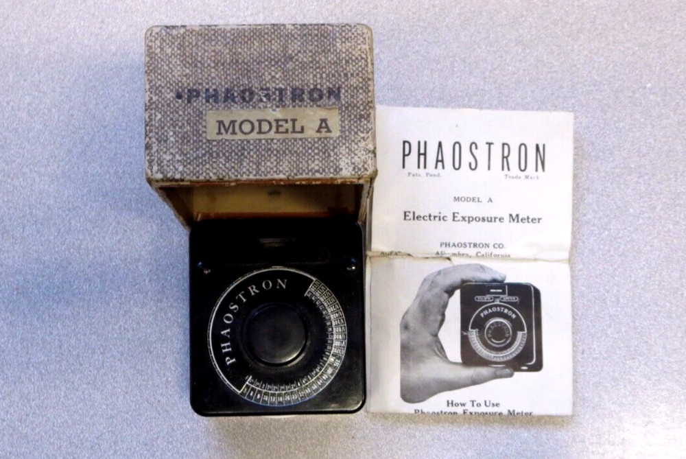 Vintage PHAOSTRON Model A Electric Exposure Meter with Instructions & Box