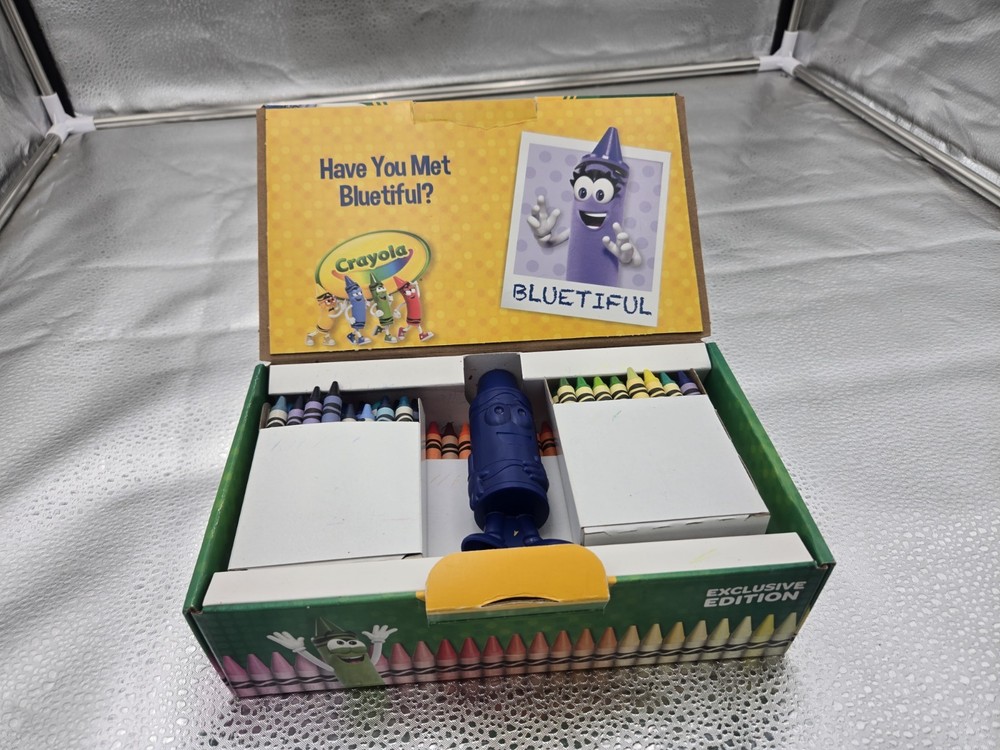 119 Pack Crayola Crayons Introducing Bluetiful + 4 Bonus Collectible /Test 12 Pc