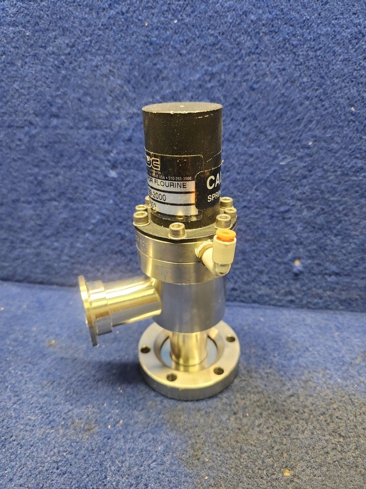 MDC VACUUM VALVE  990429-2000