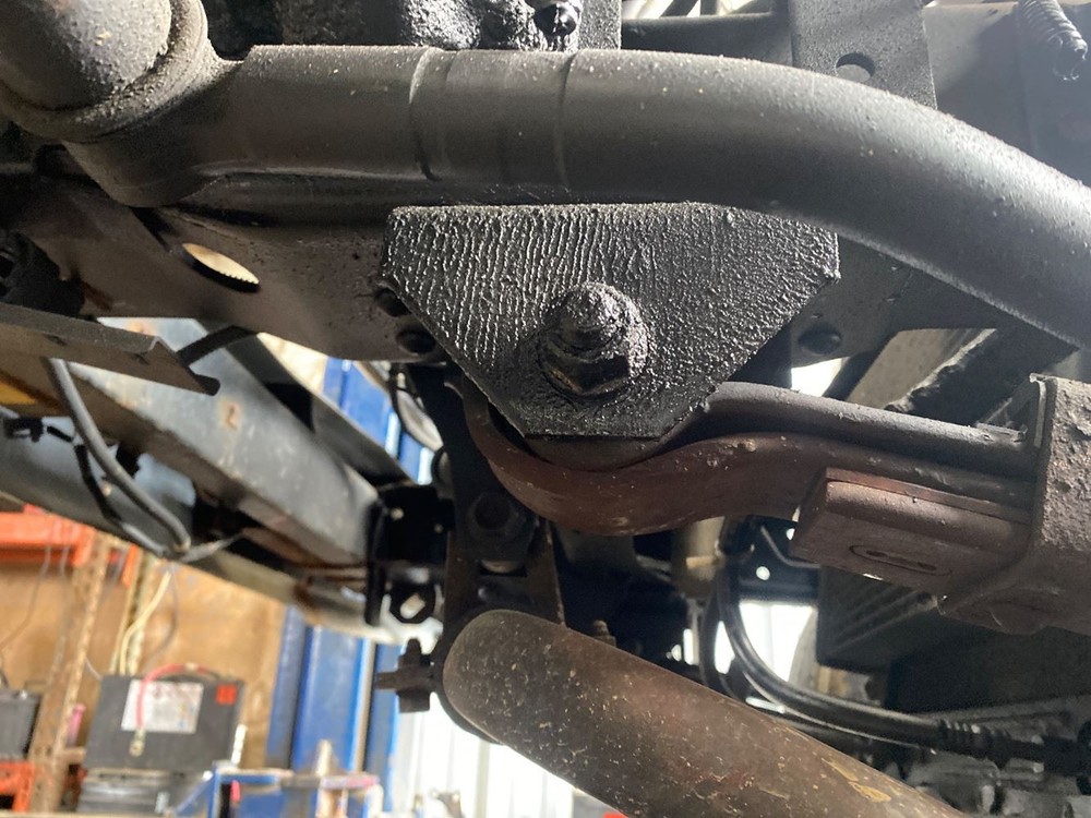 Front Leaf & Springs N/A Used P-13573