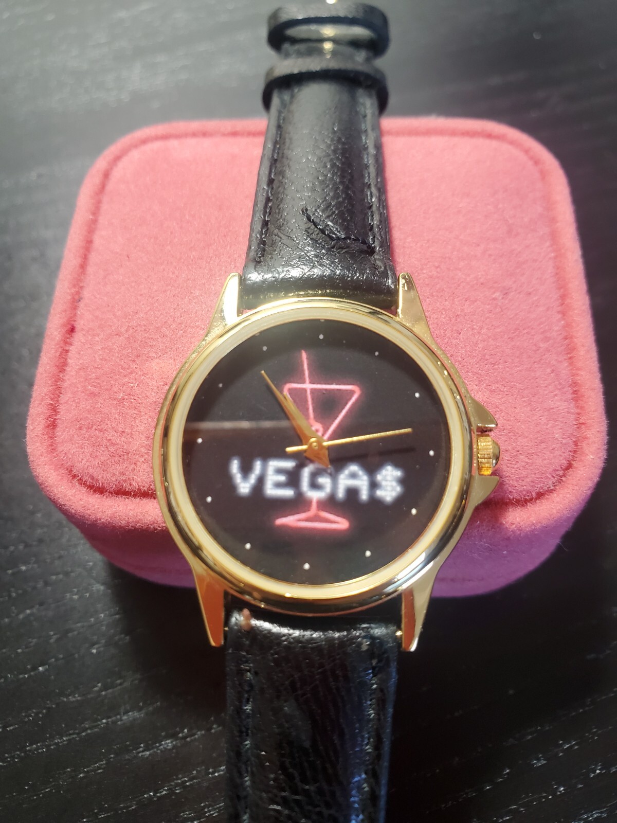 Vegas Ladies Vintage Battery Operated Watch