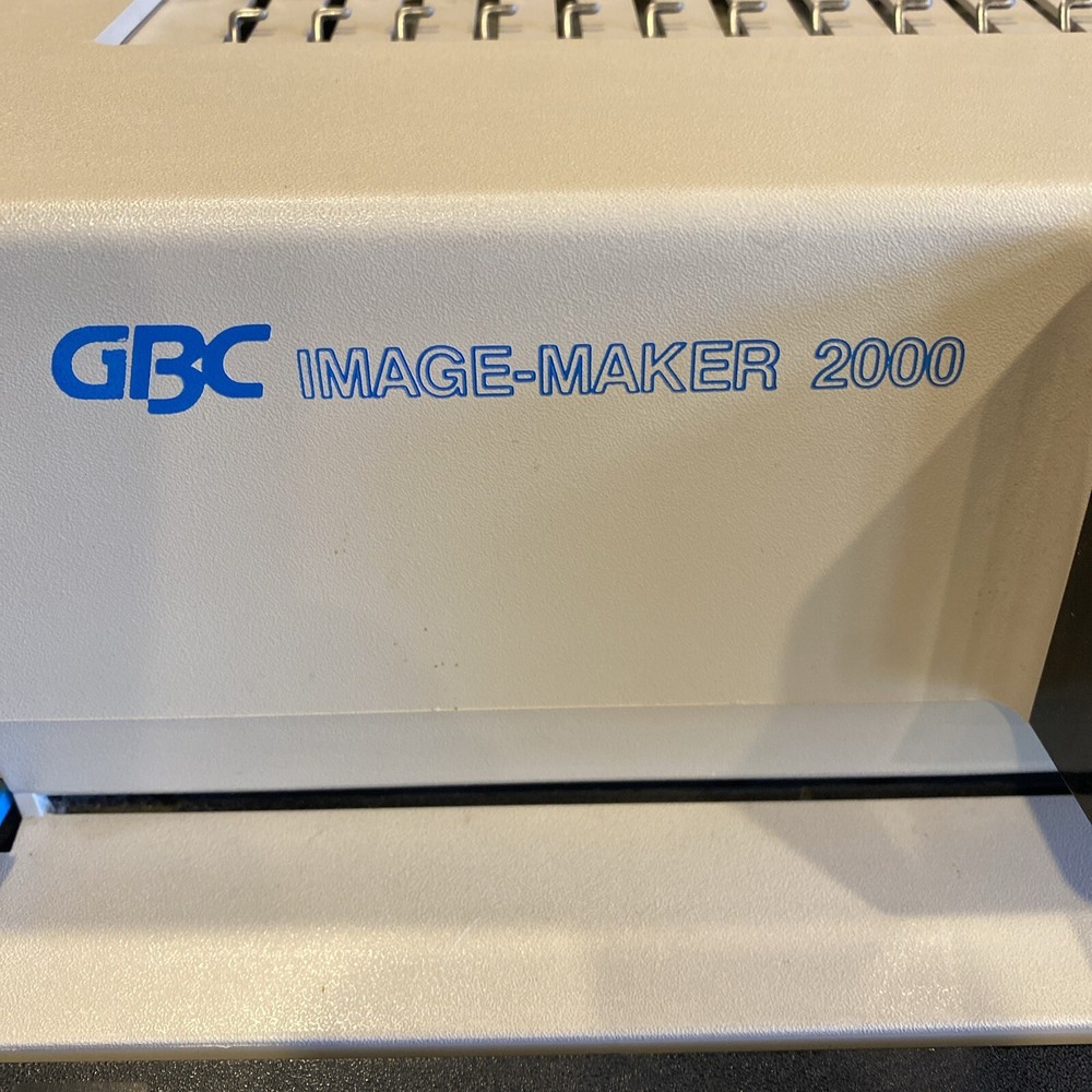GBC Image-Maker 2000 Comb Binding Machine with 644 Combs + 450 Cover Sheets