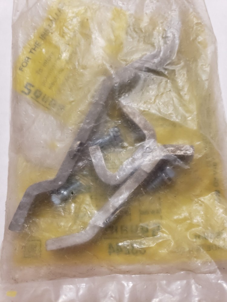 1 Pc Square D SK 5666 240V 3 Pole Panel Board Mounting Kit