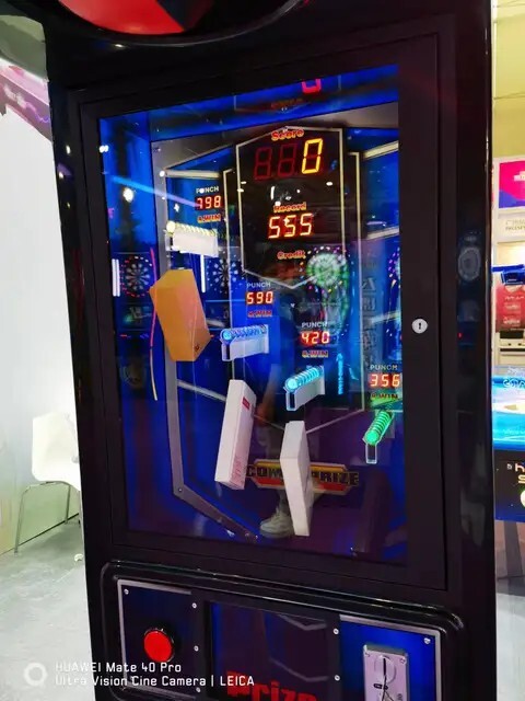 Boxing Bag Arcade Machine High Quality Skill Prize Redemption Vending Machine