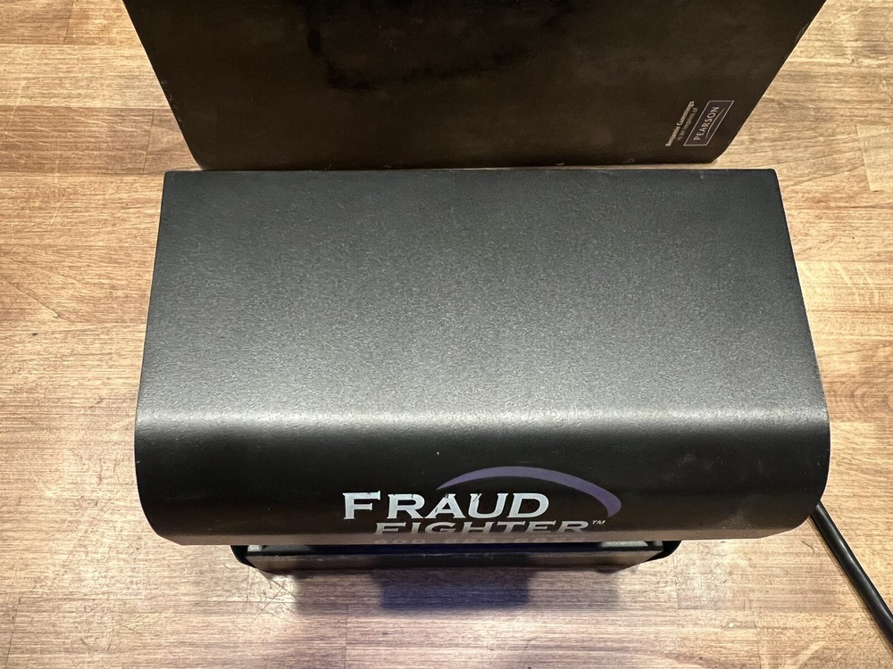 Fraud Fighter UV-16 Counterfeit Detection Scanner