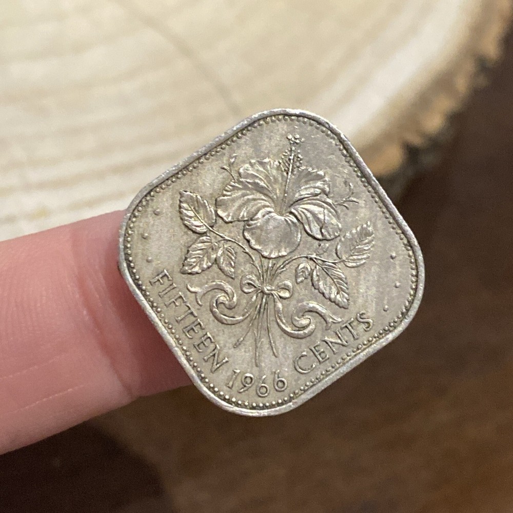 1966 BAHAMAS 15 CENTS