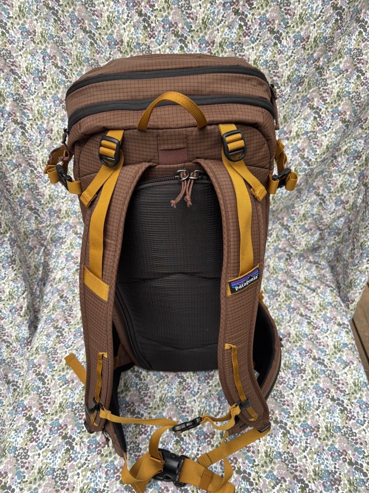 Patagonia Snowdrifter backpack 40L