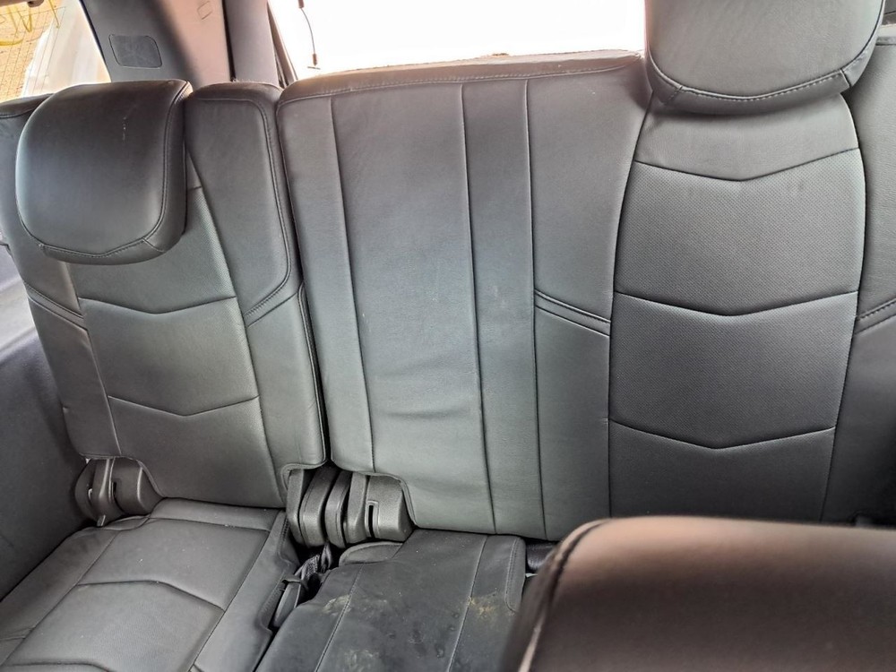 ESCALAESV 2017 Glove Box 4809120