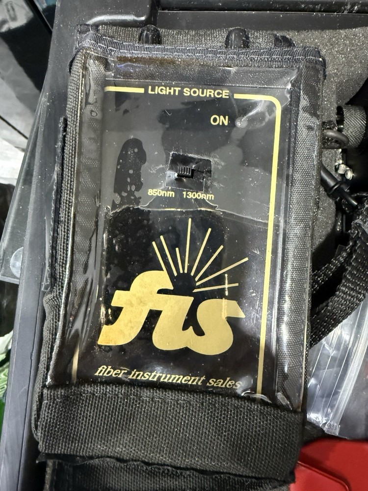FIS Fiber Optic Test Kit - Light Source & Optical Power Meter With Case