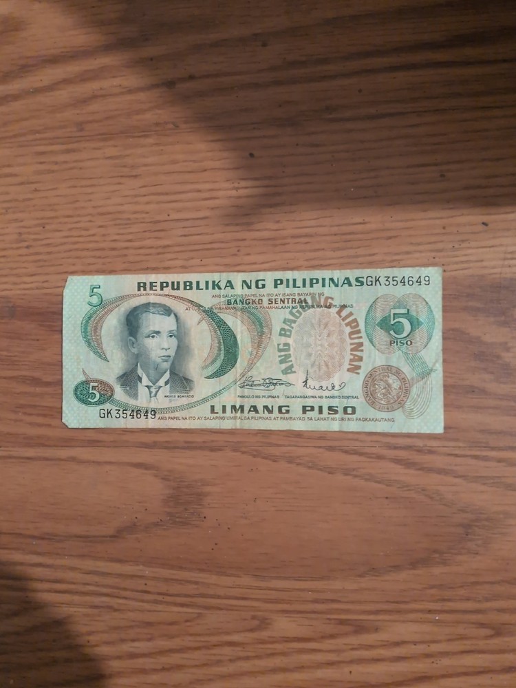 Philippines  P-160 5 Piso ... ND (1978)?