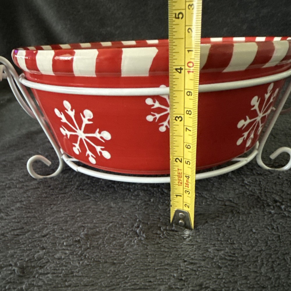 Temp-tations Presentable Ovenware by Tara 2Qt Covered Casserole + Lid/Stand/Case